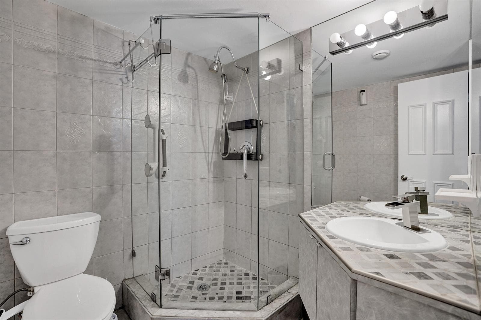 1391 S Ocean Boulevard photo 13