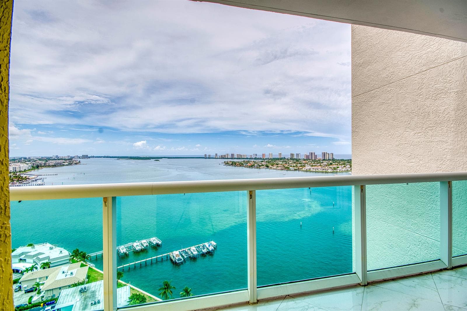 2650 Lake Shore Drive 2303 photo 10