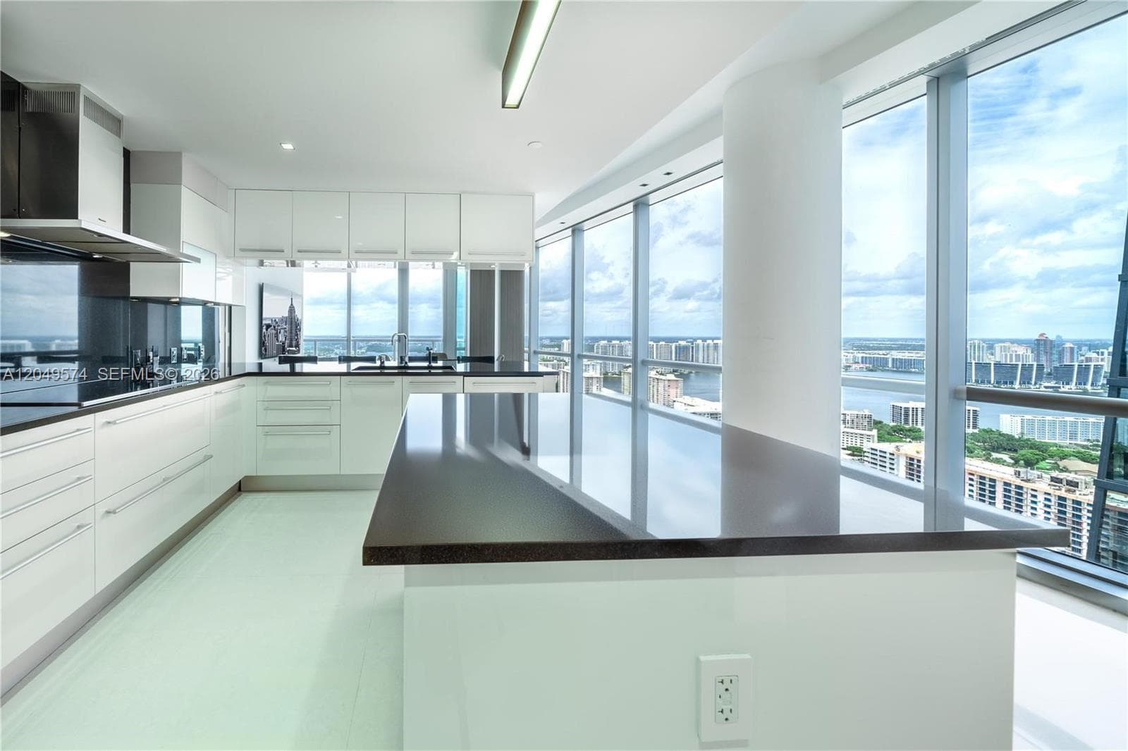 17121 Collins Ave 4208 photo 7