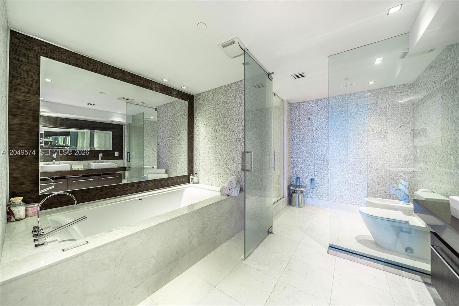 17121 Collins Ave 4208 photo 20