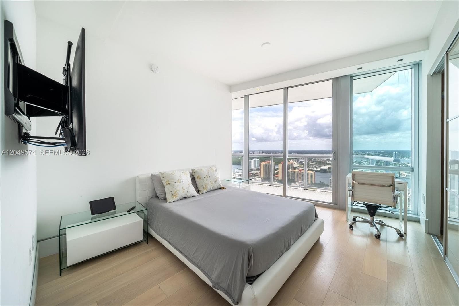 17121 Collins Ave 4208 photo 25