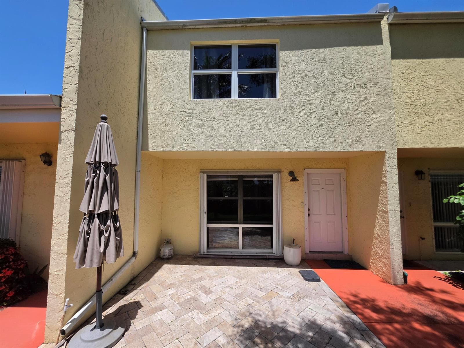 2805 N Highway A1a B photo 3