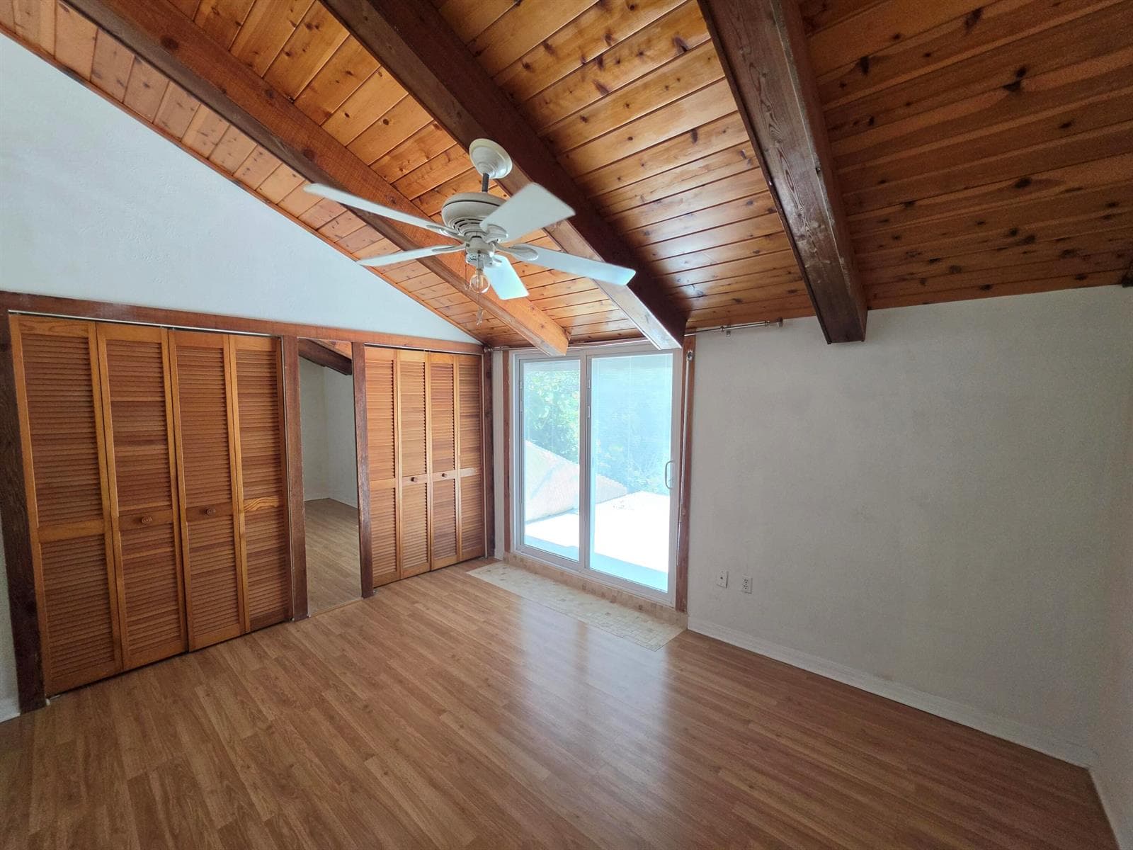 2805 N Highway A1a B photo 19