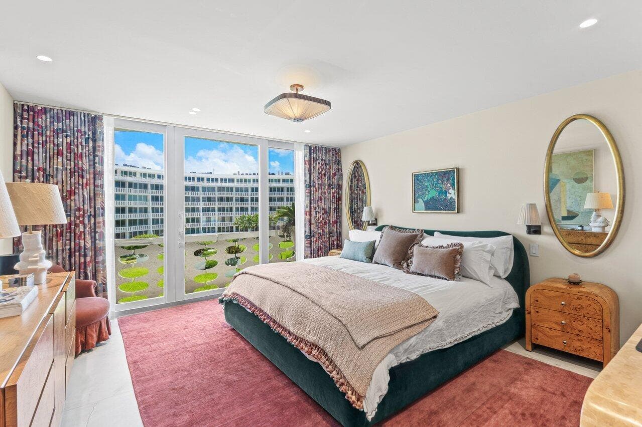 100 Sunrise Avenue 418 photo 13