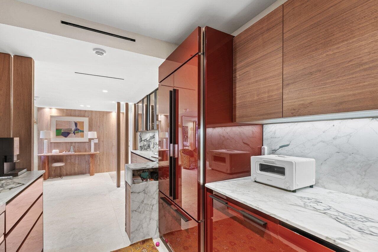 100 Sunrise Avenue 418 photo 5