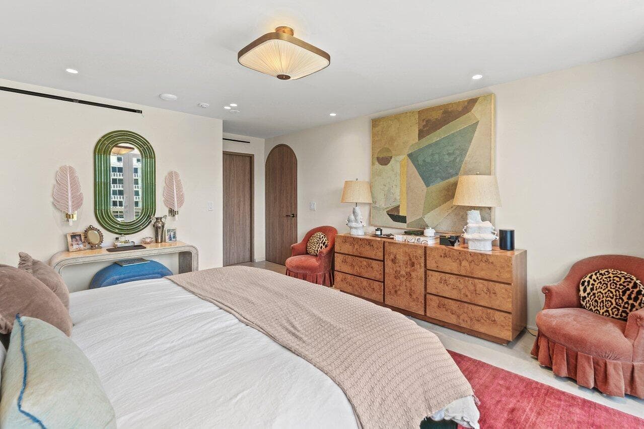 100 Sunrise Avenue 418 photo 15