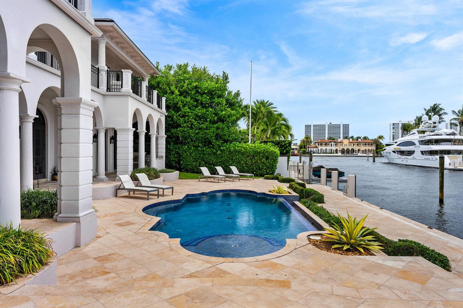 450 S Maya Palm Drive photo 21