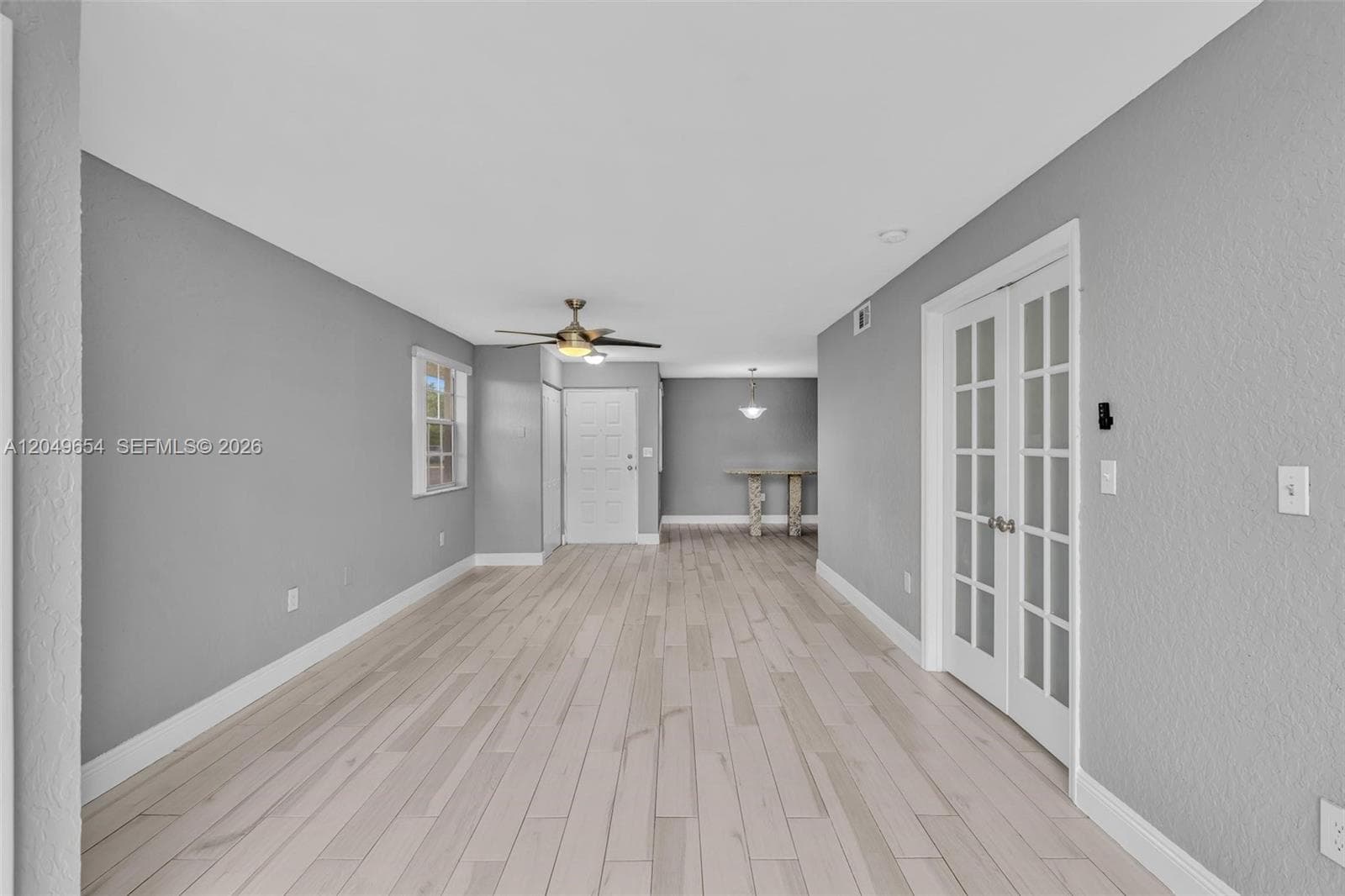 2851 N Oakland Forest Dr 111 photo 9