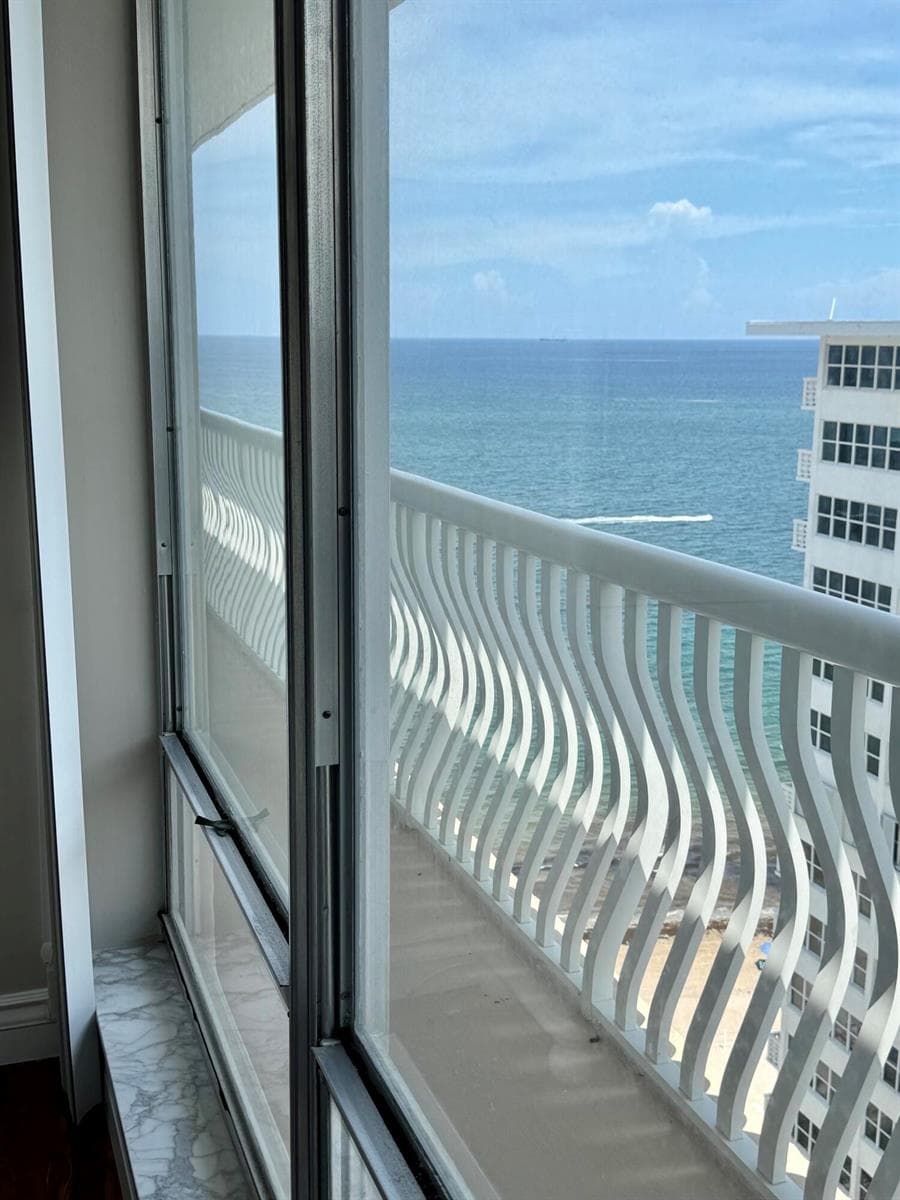 4020 Galt Ocean Drive 1708 photo 22