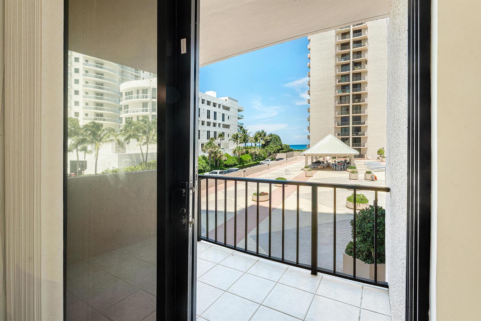 4200 N Ocean Drive 2-201 photo 14