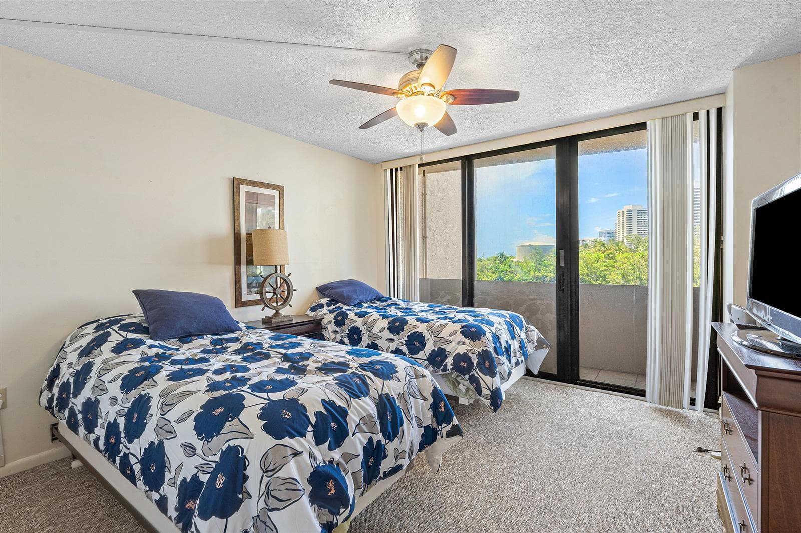 4200 N Ocean Drive 2-201 photo 25