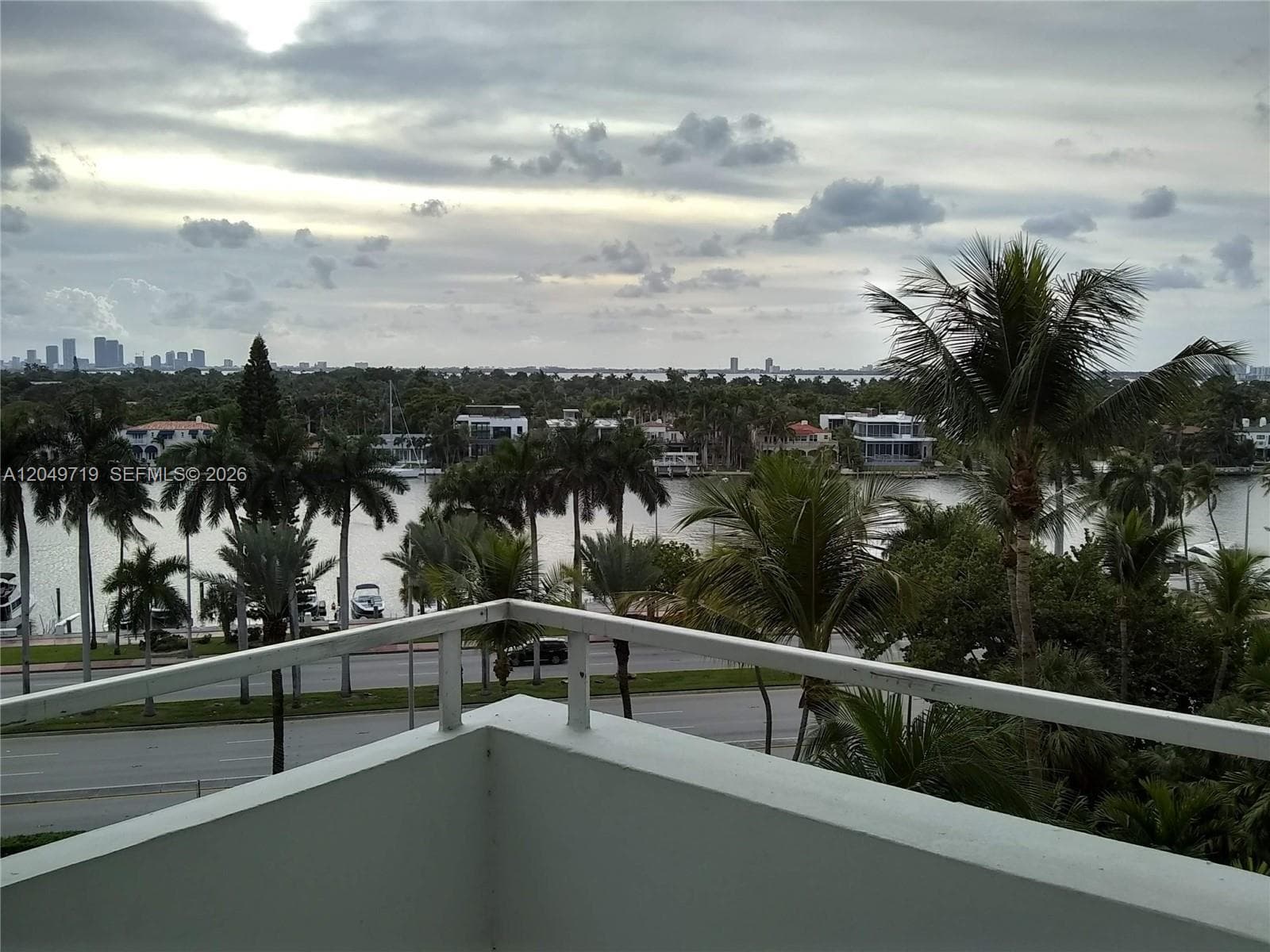 5161 Collins Ave 809 photo 5