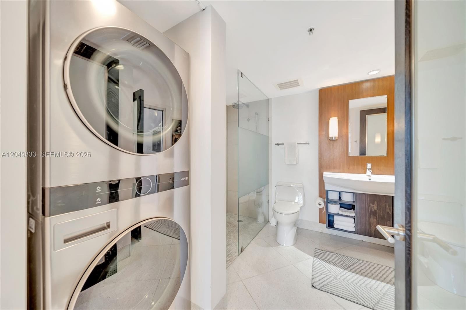 1750 N Bayshore Dr 3910 photo 20