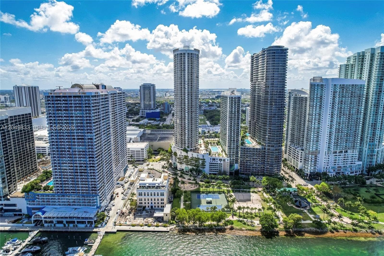 1750 N Bayshore Dr 3910 photo 24