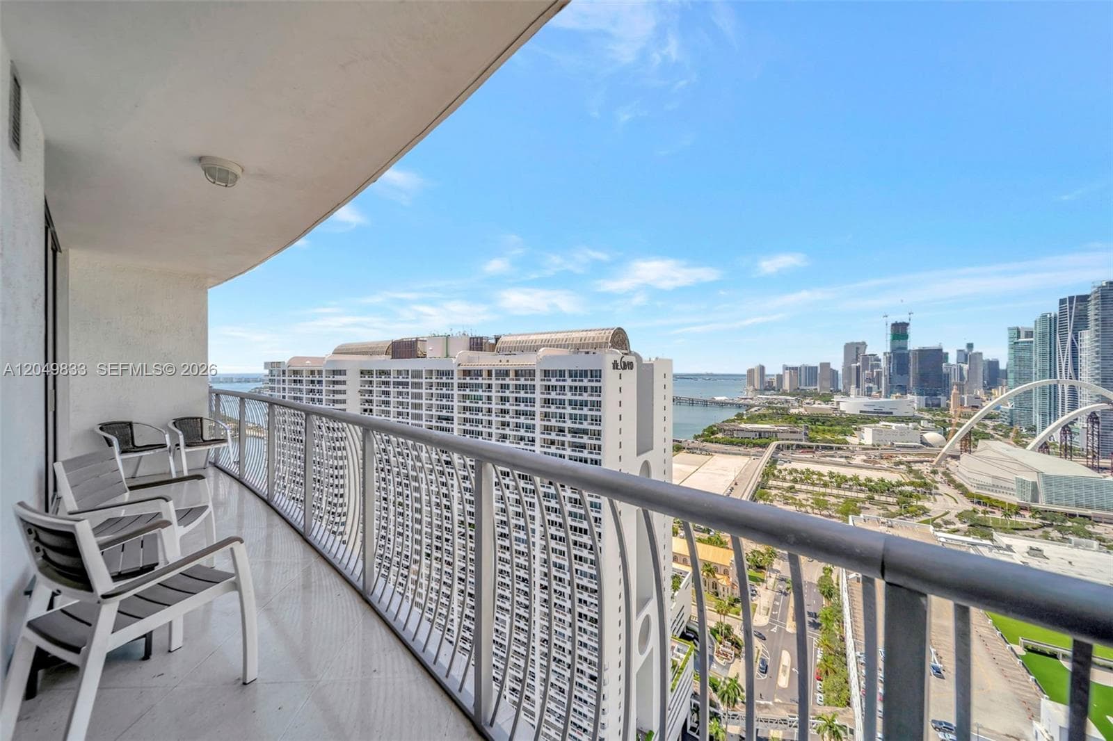 1750 N Bayshore Dr 3910 photo 11