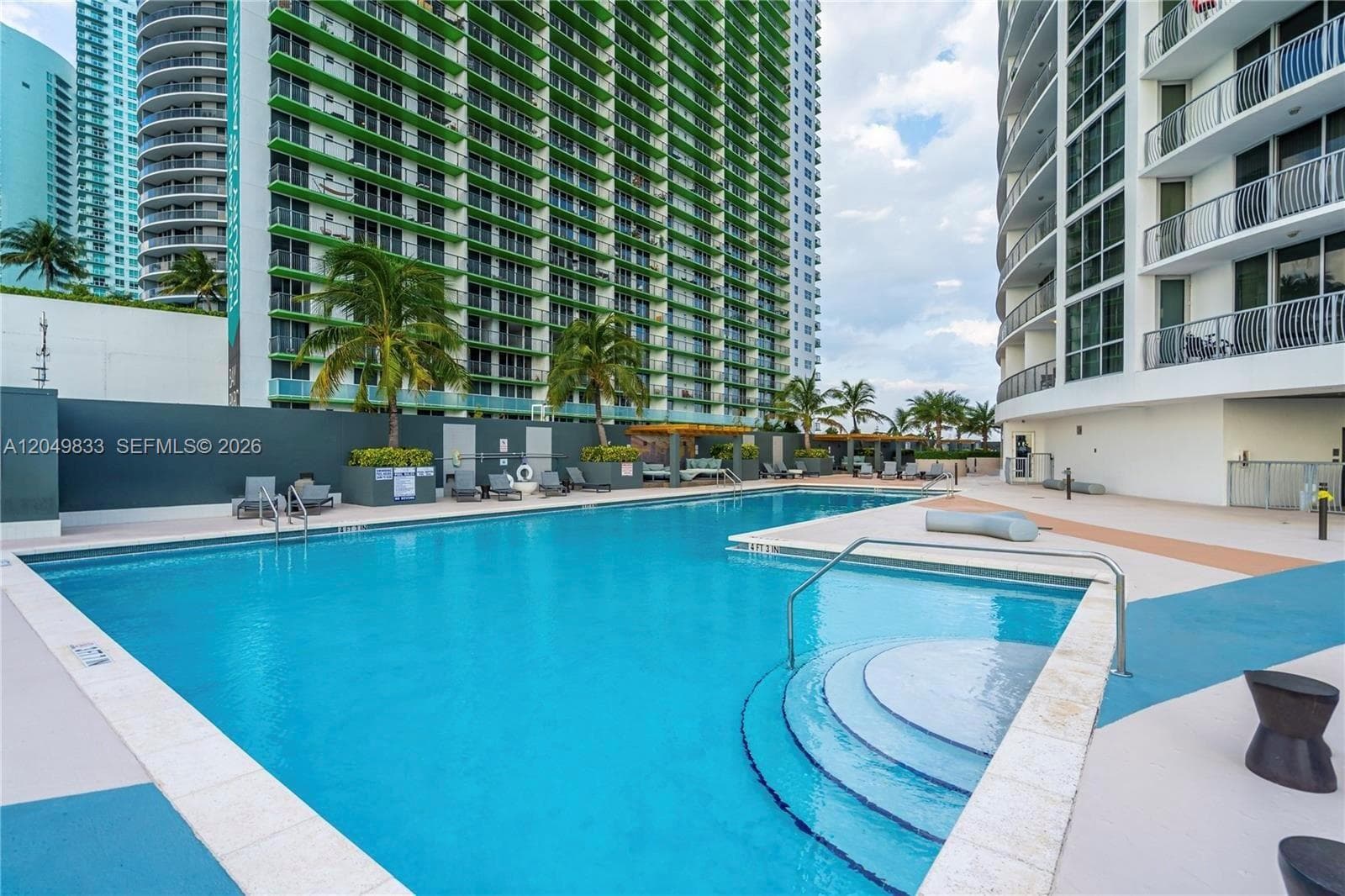 1750 N Bayshore Dr 3910 photo 21