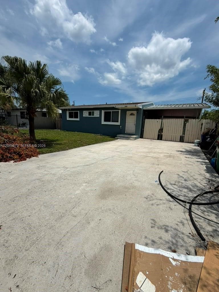 2420 NW 141st St photo 1