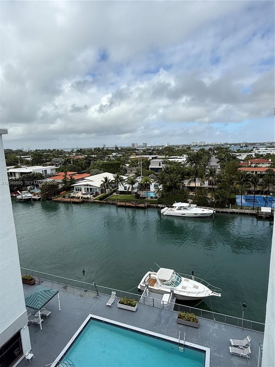 10000 W Bay Harbor Dr PH4 photo 22