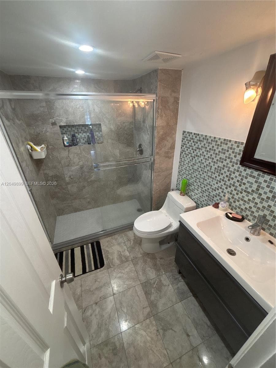 6450 Collins Ave 1207 photo 7