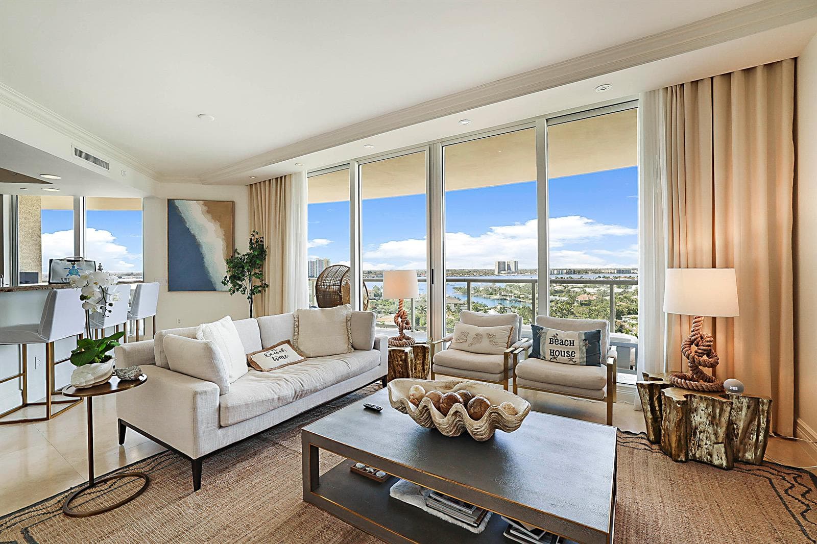 2700 N Ocean Drive 1006b photo 4