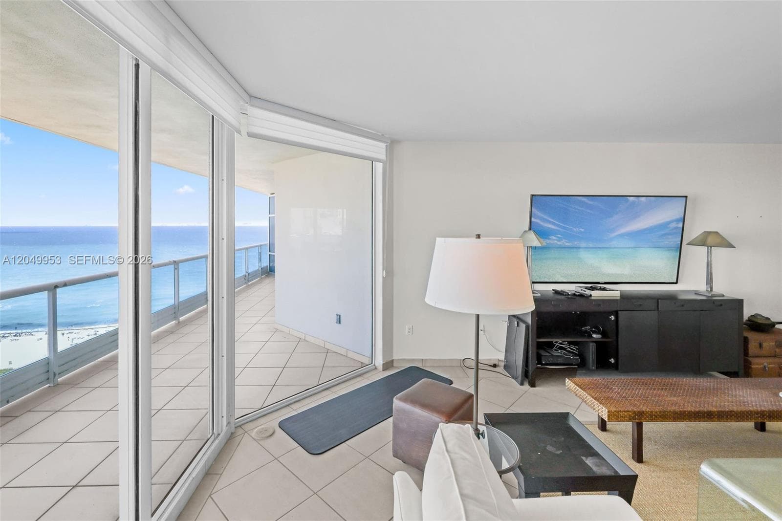 5025 Collins Ave 1707 photo 4