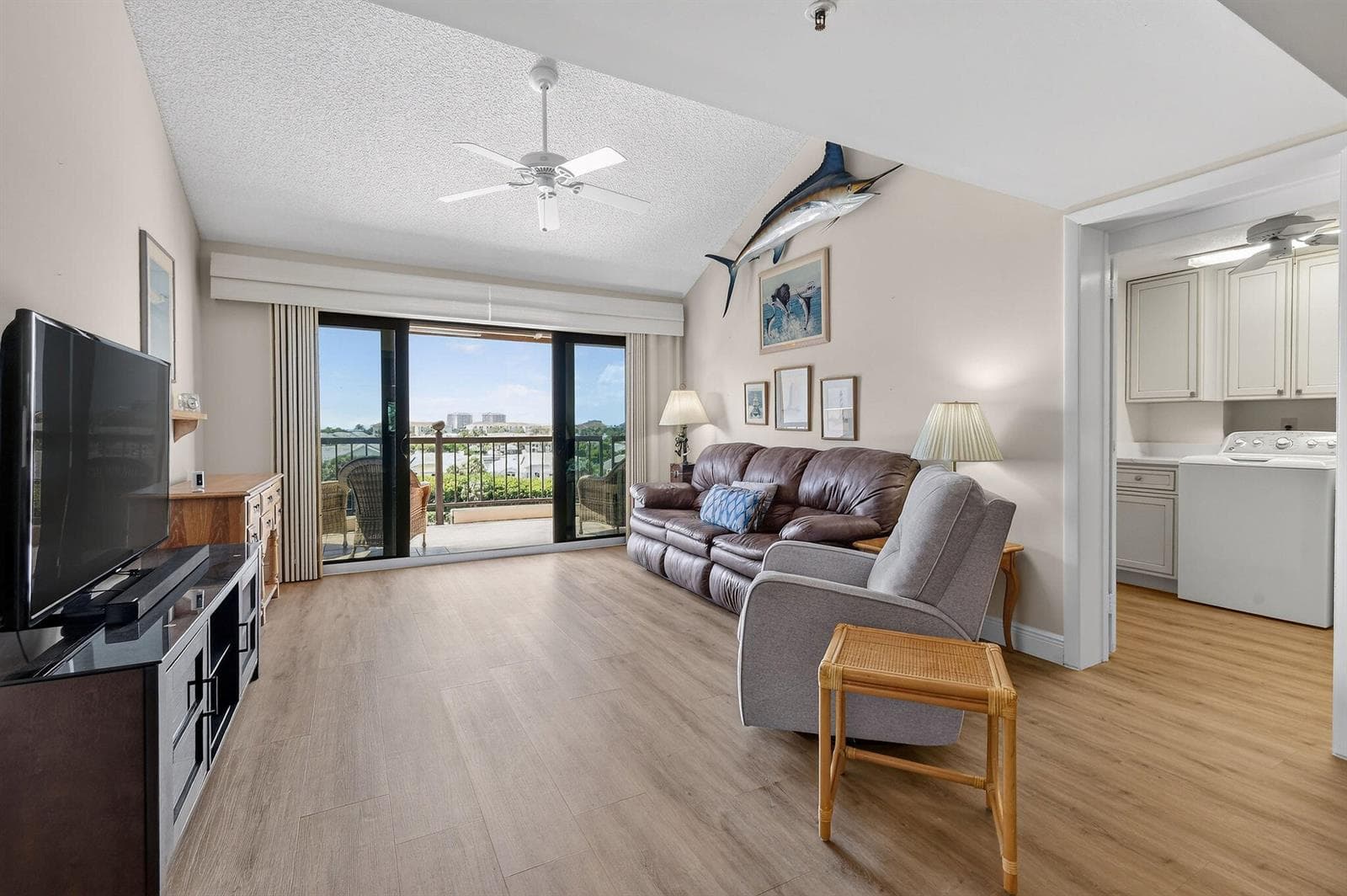 201 Ocean Bluffs Boulevard 5010 photo 12