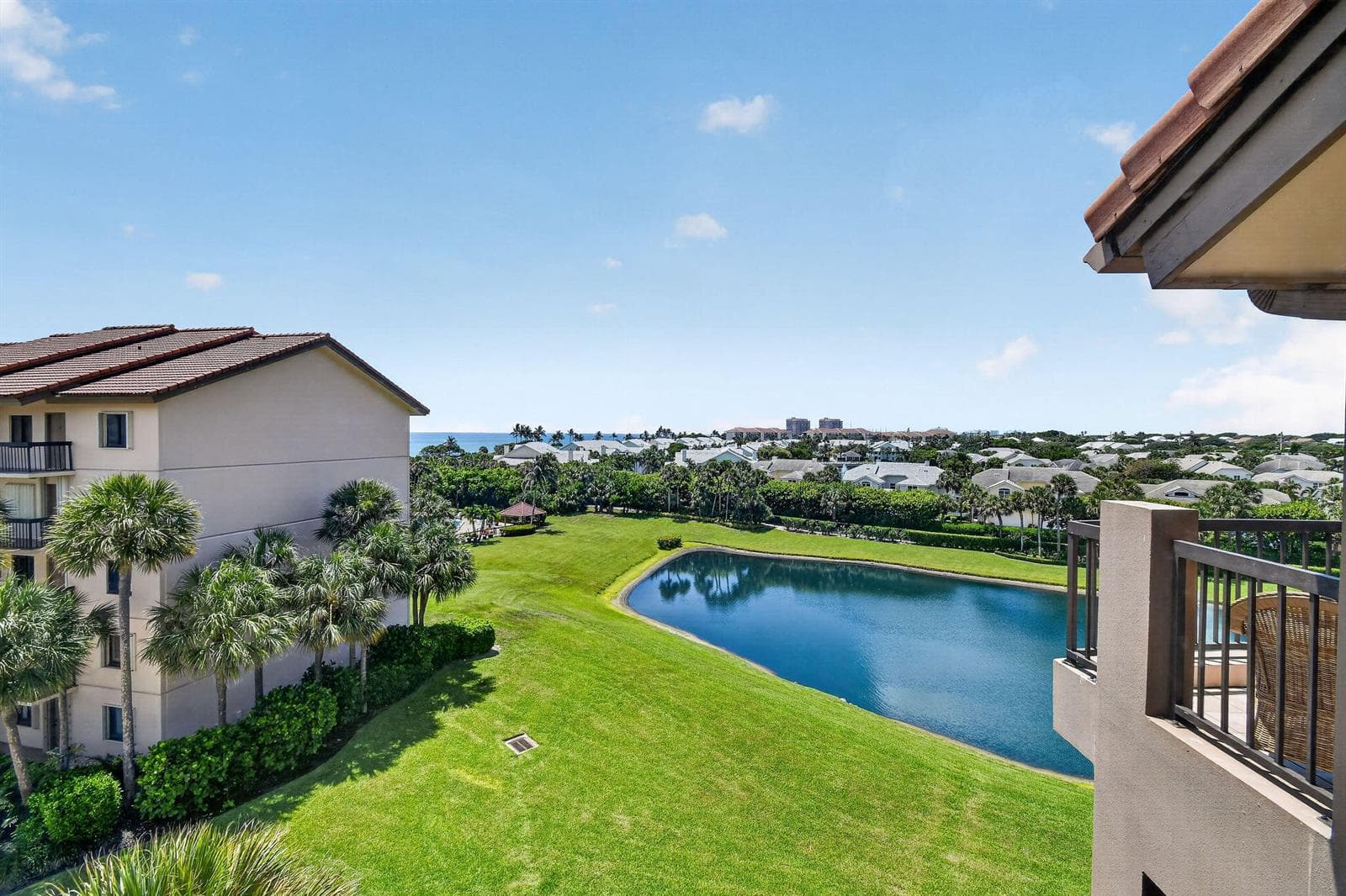 201 Ocean Bluffs Boulevard 5010 photo 21