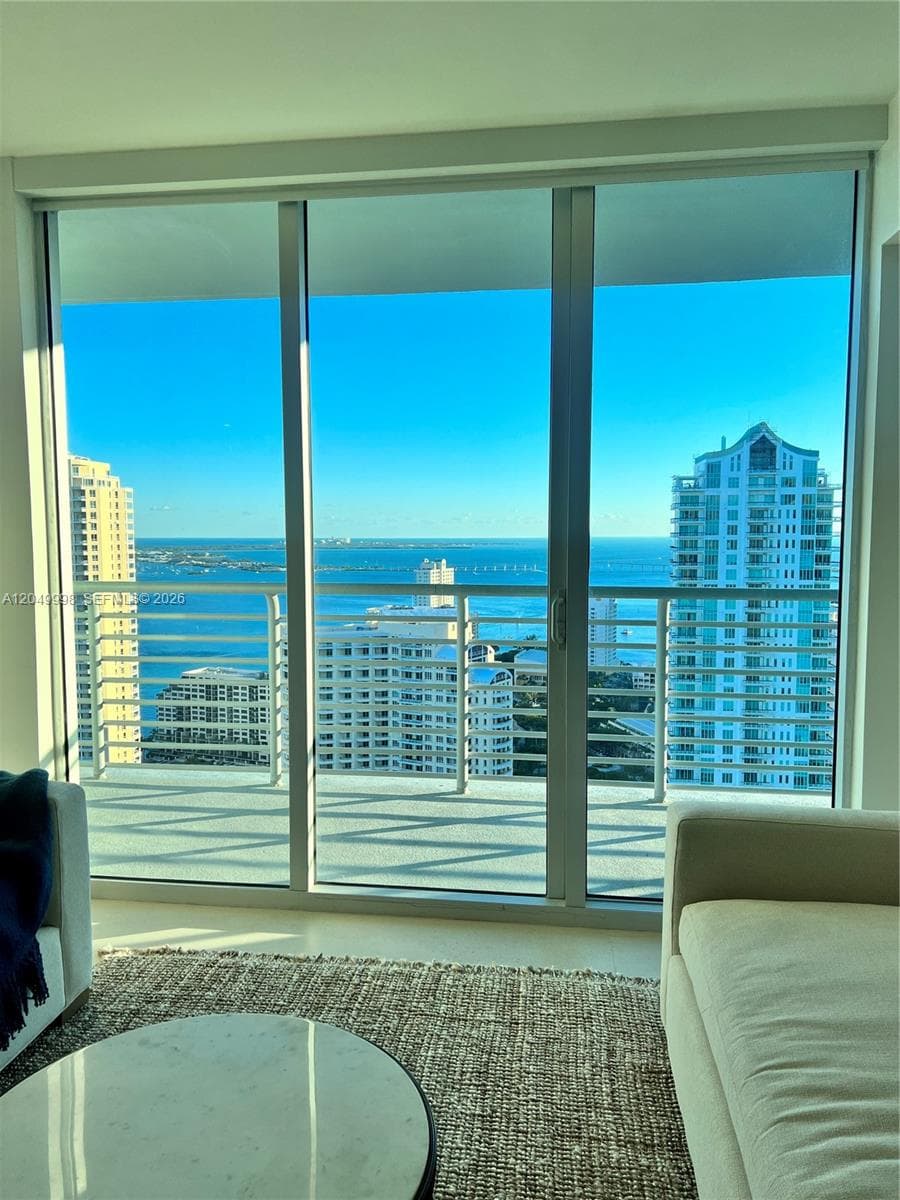 335 S Biscayne Blvd 4207 photo 6