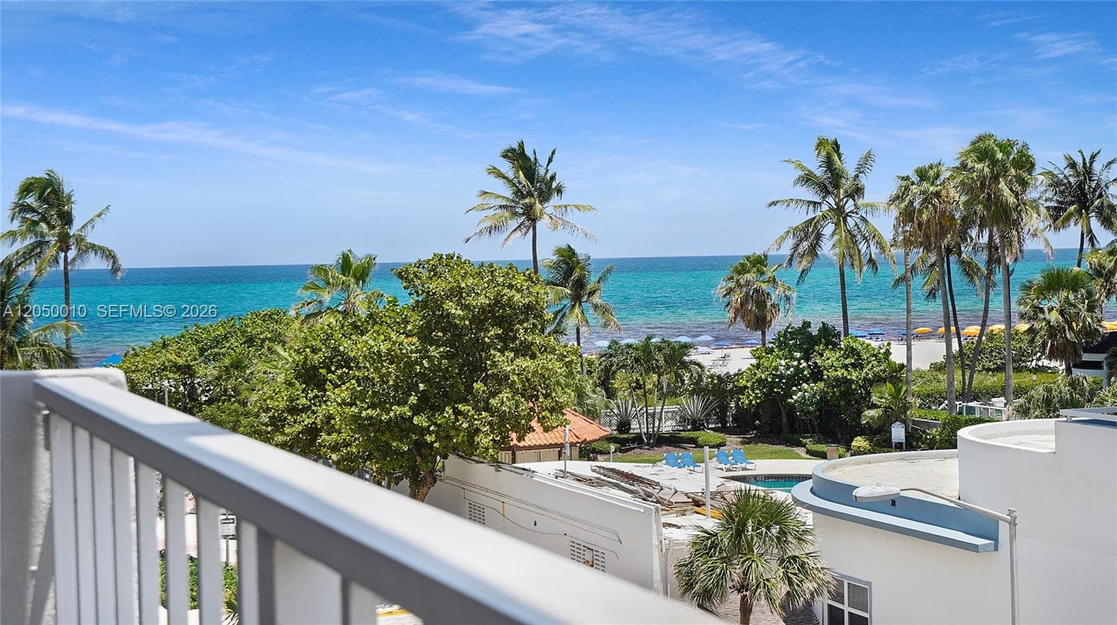 4301 Collins Ave 403 photo 9