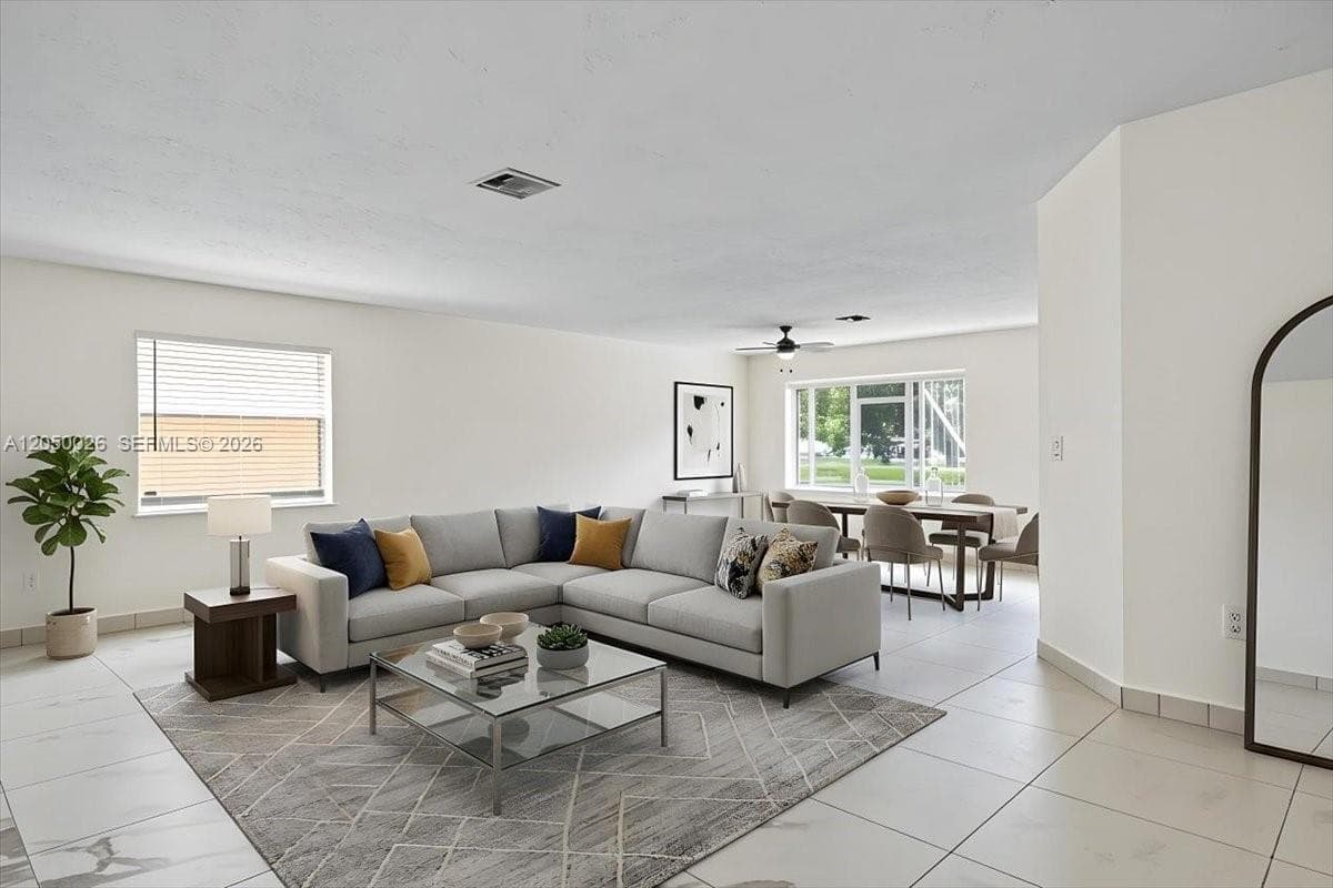 9847 Fairway Cove Ln photo 12