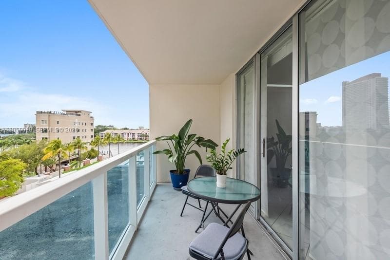 3800 S Ocean Dr 410 photo 10