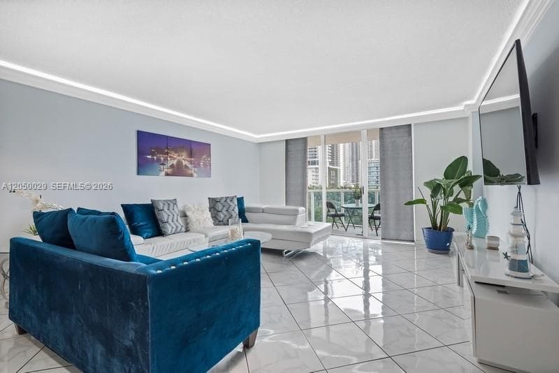 3800 S Ocean Dr 410 photo 8