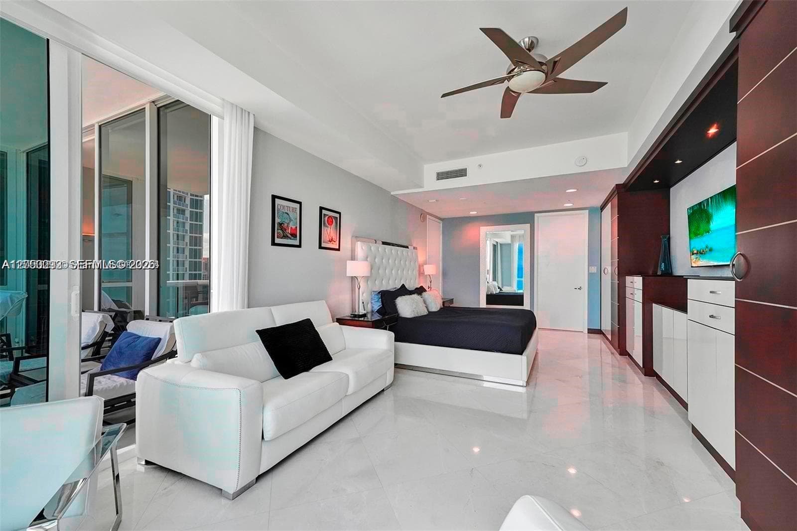 18101 Collins Ave 1105 photo 7