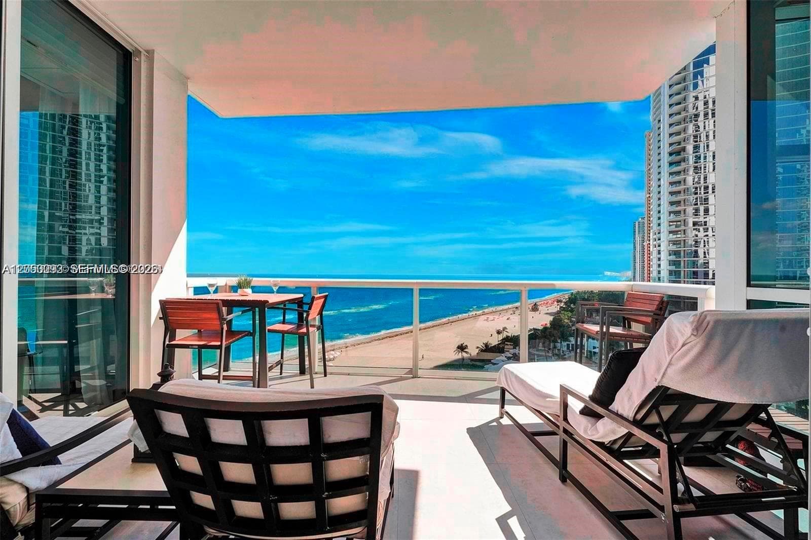 18101 Collins Ave 1105 photo 3