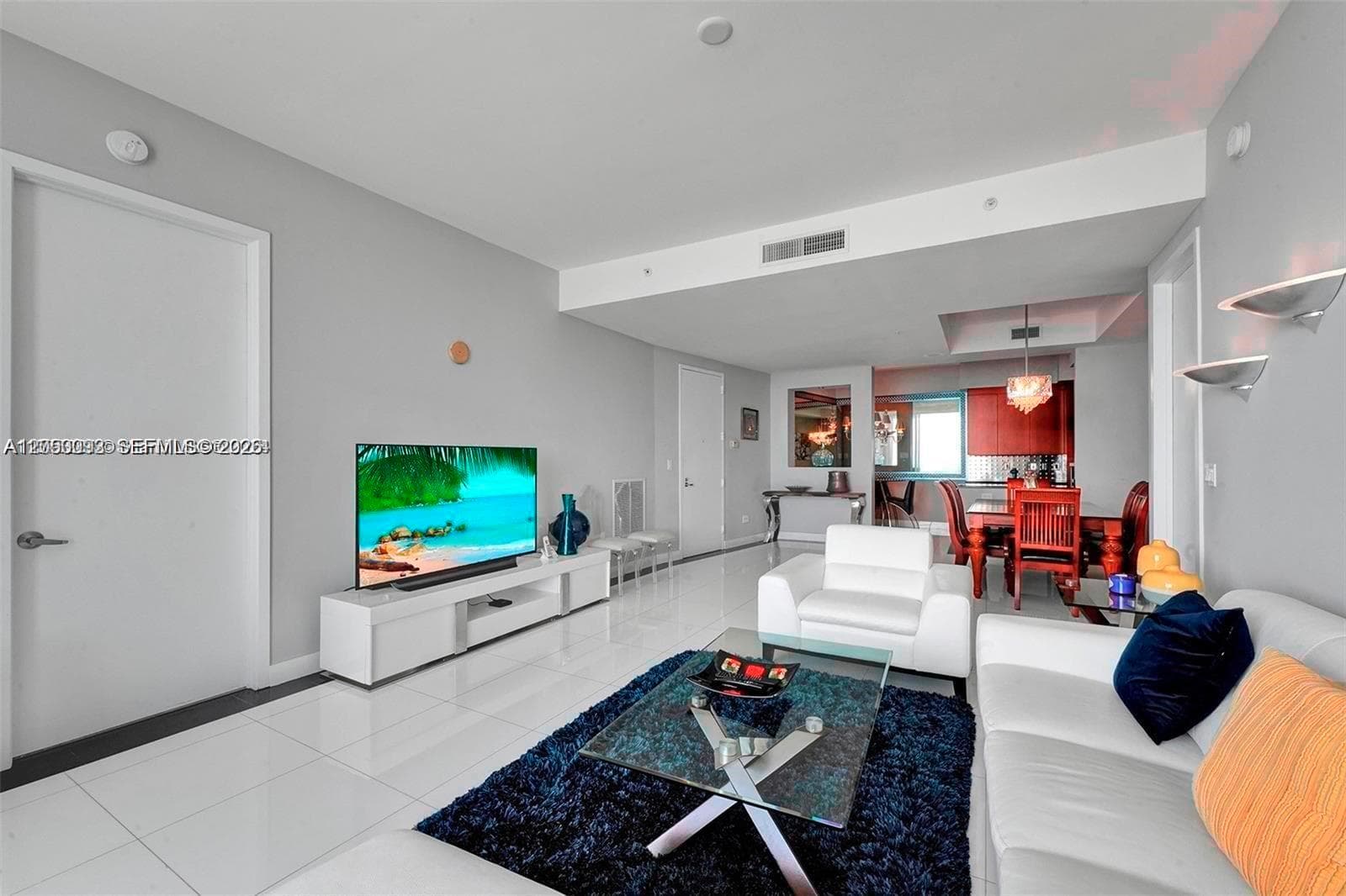 18101 Collins Ave 1105 photo 5
