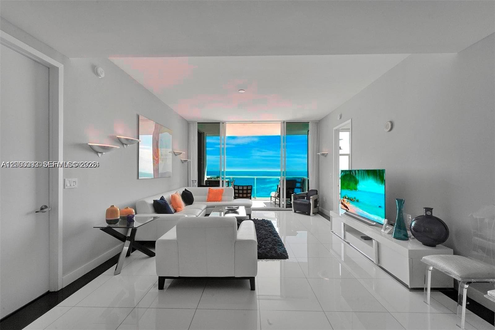 18101 Collins Ave 1105 photo 4