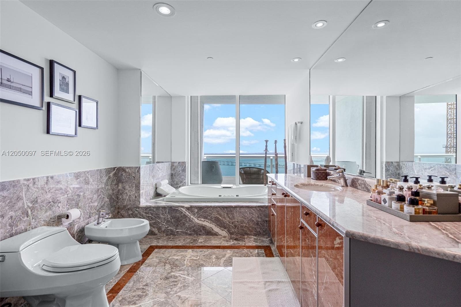 1643 Brickell Ave 2805 photo 25