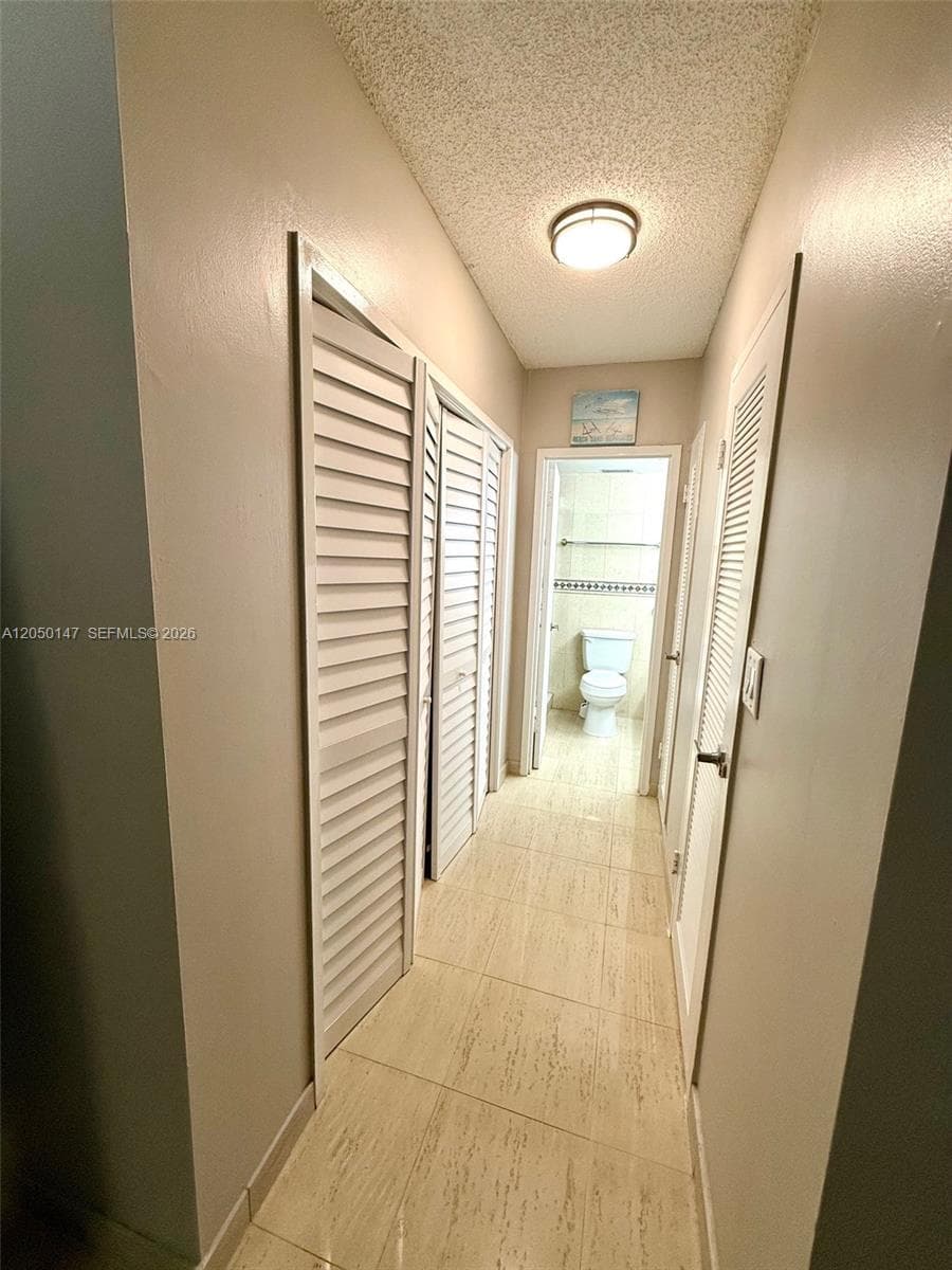 3725 S Ocean Dr 605 photo 9