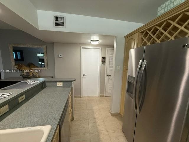 3725 S Ocean Dr 605 photo 4