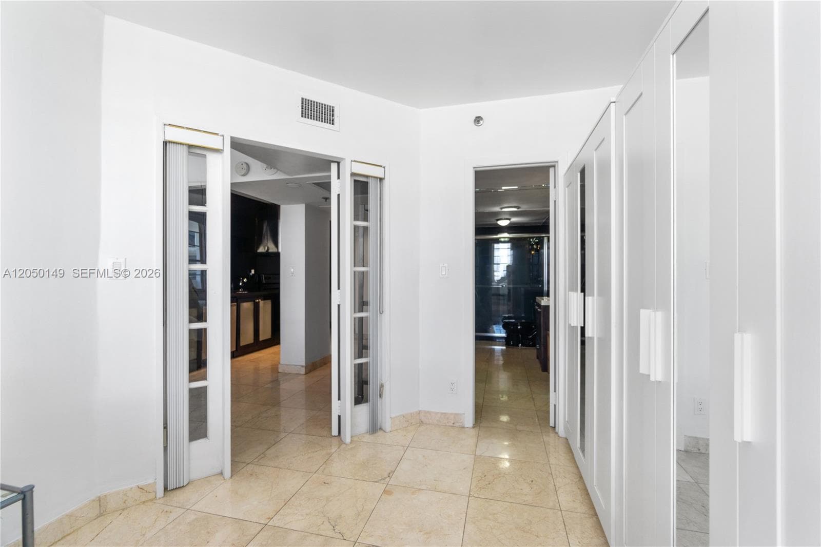 100 Lincoln Rd 1020 photo 18
