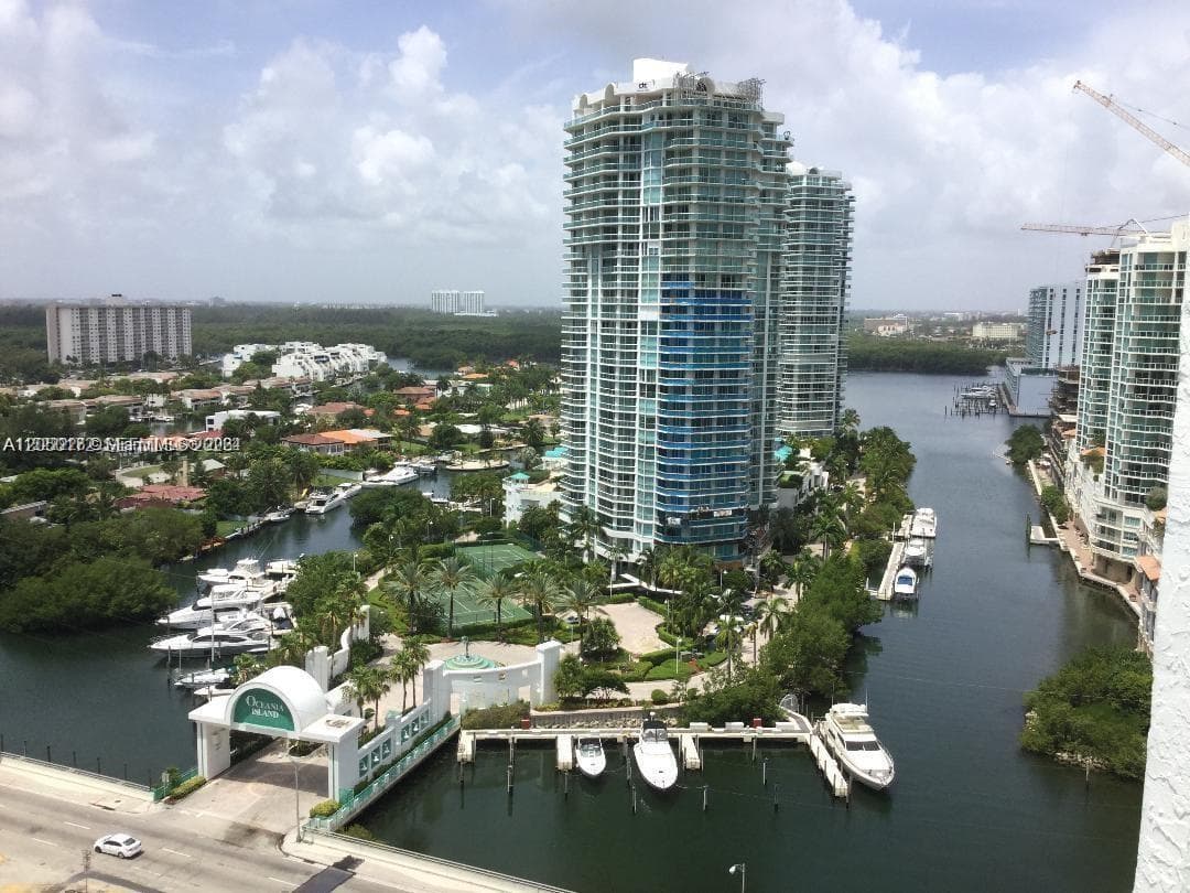 16400 Collins Ave 342 photo 11