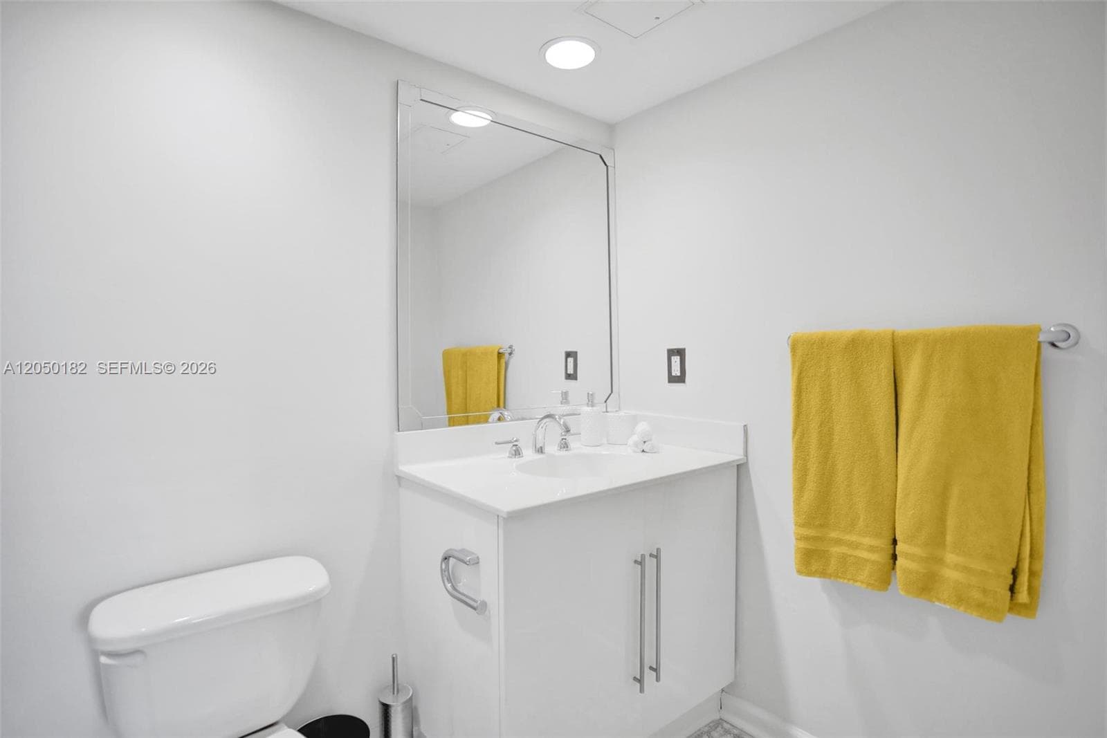 3000 S Ocean Dr 412 (Available Sep 1) photo 24