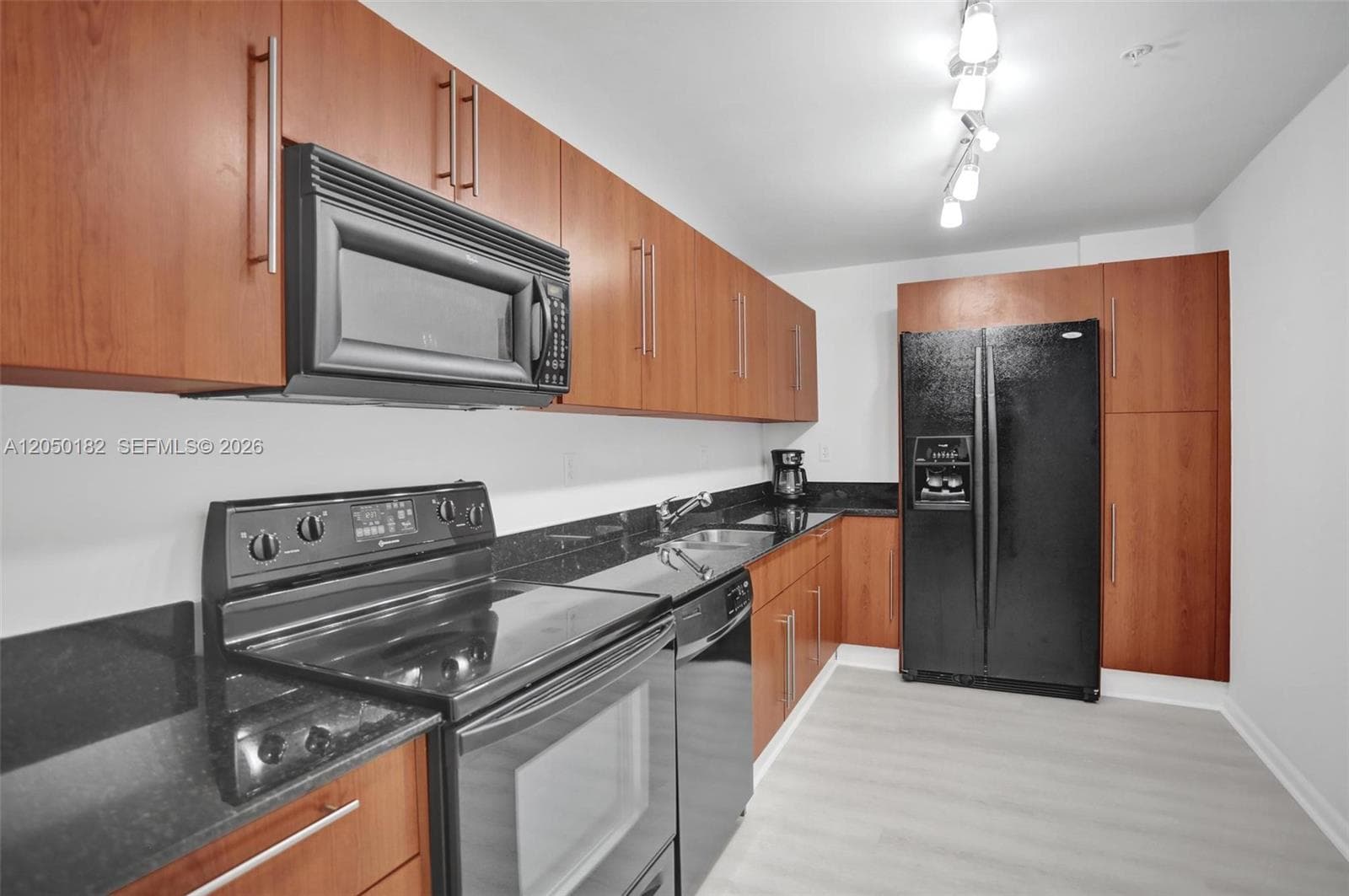3000 S Ocean Dr 412 (Available Sep 1) photo 14