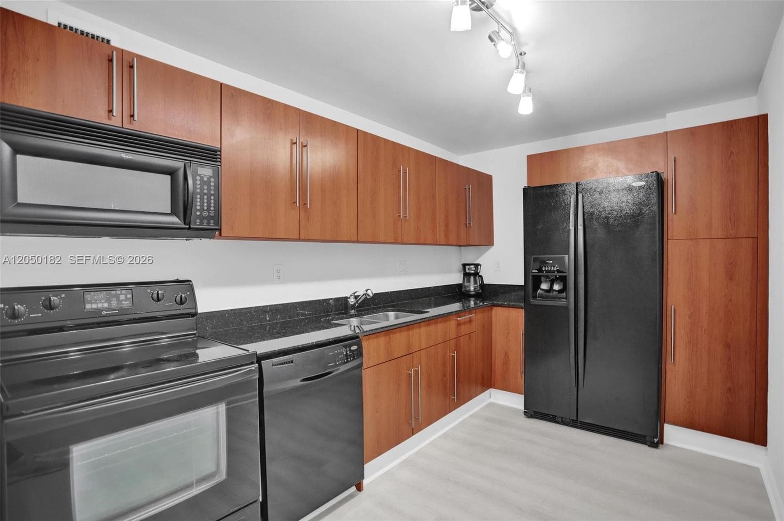 3000 S Ocean Dr 412 (Available Sep 1) photo 15
