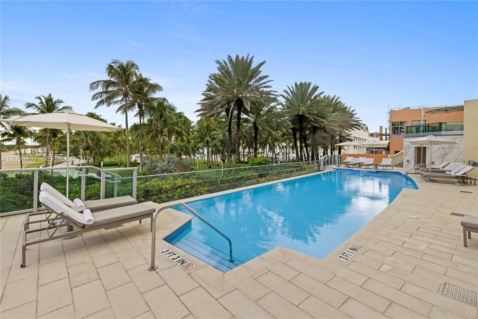 1455 Ocean Dr 1009 photo 17