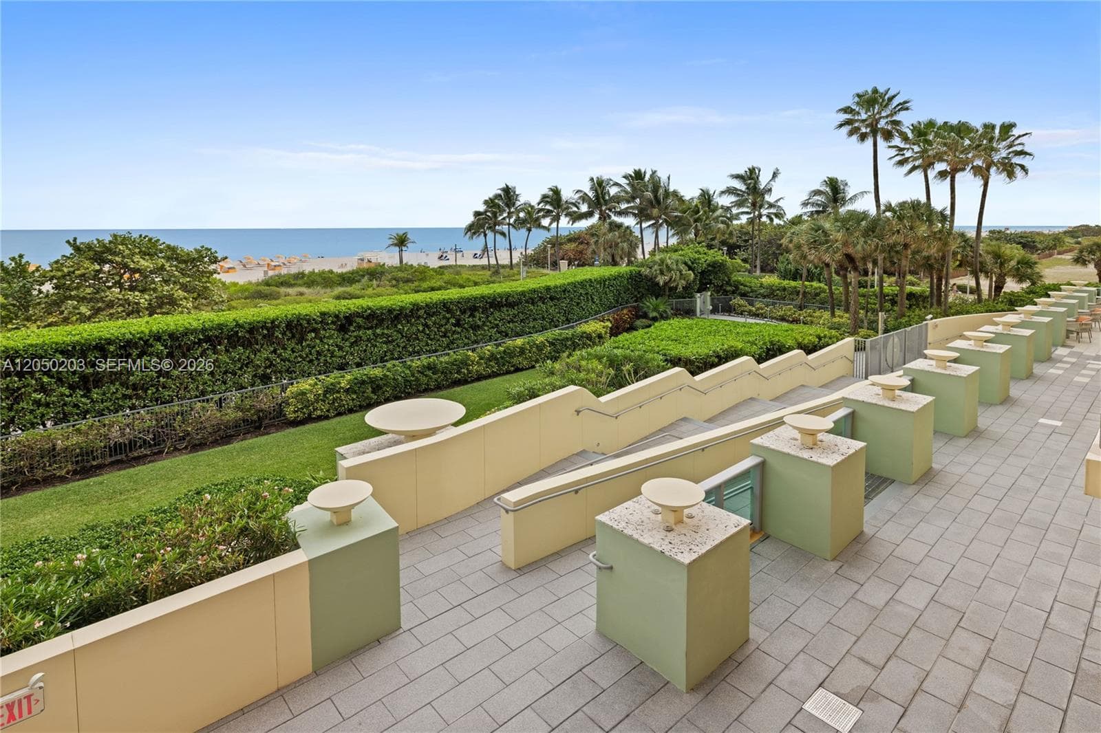 1455 Ocean Dr 1009 photo 24