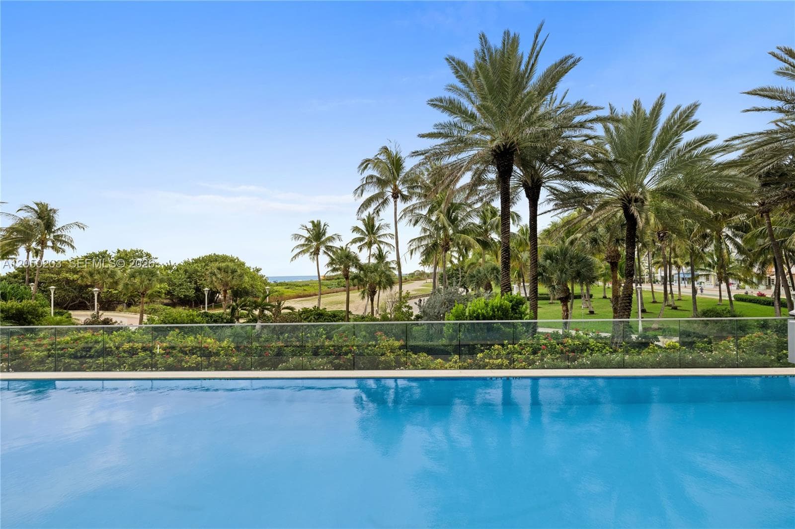 1455 Ocean Dr 1009 photo 18