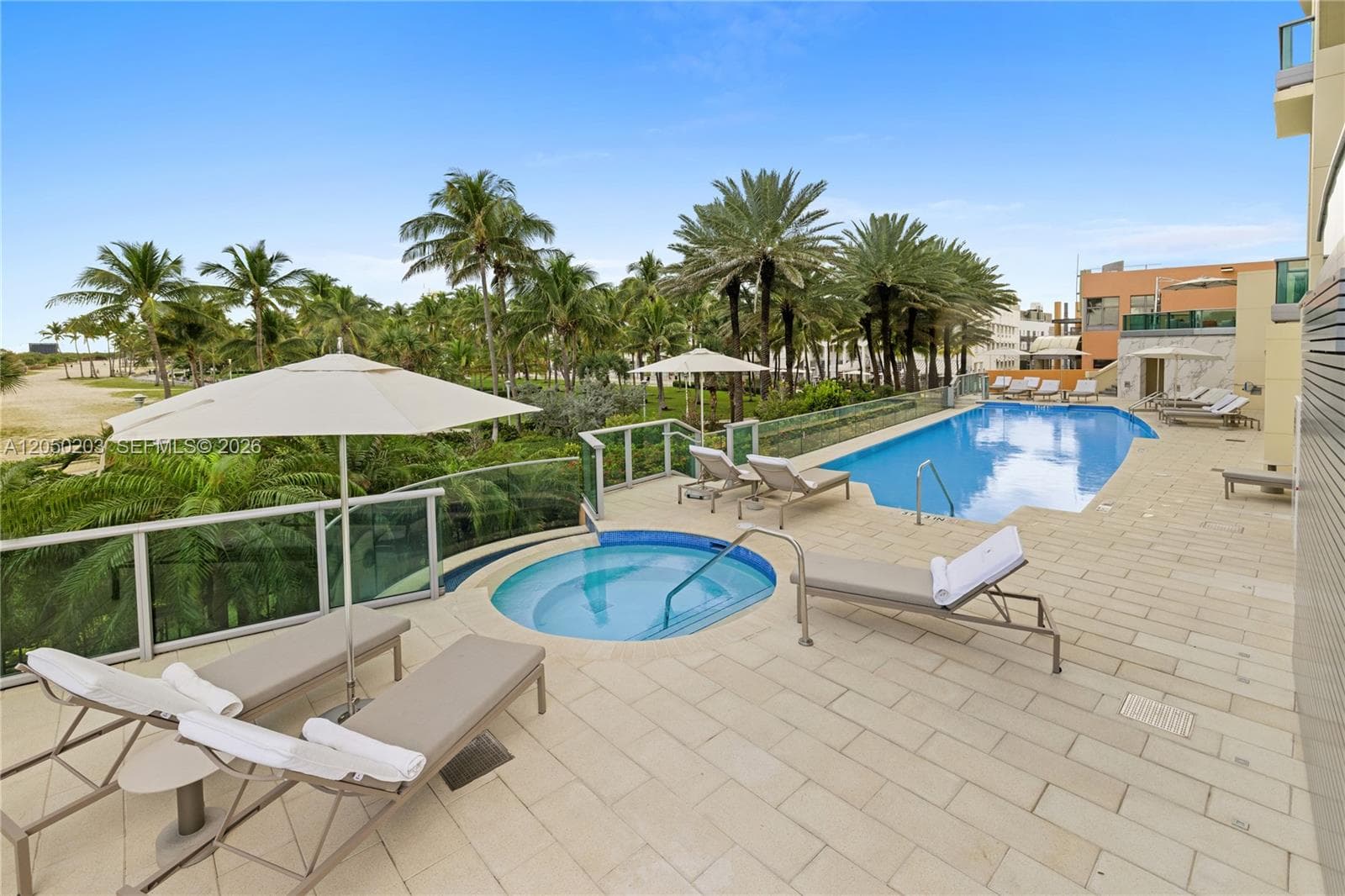 1455 Ocean Dr 1009 photo 19