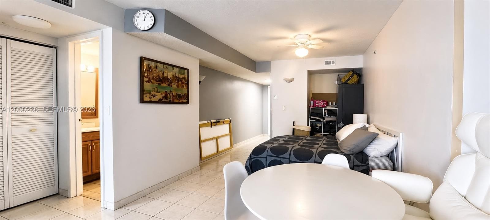 2401 Collins Ave 1612 photo 6