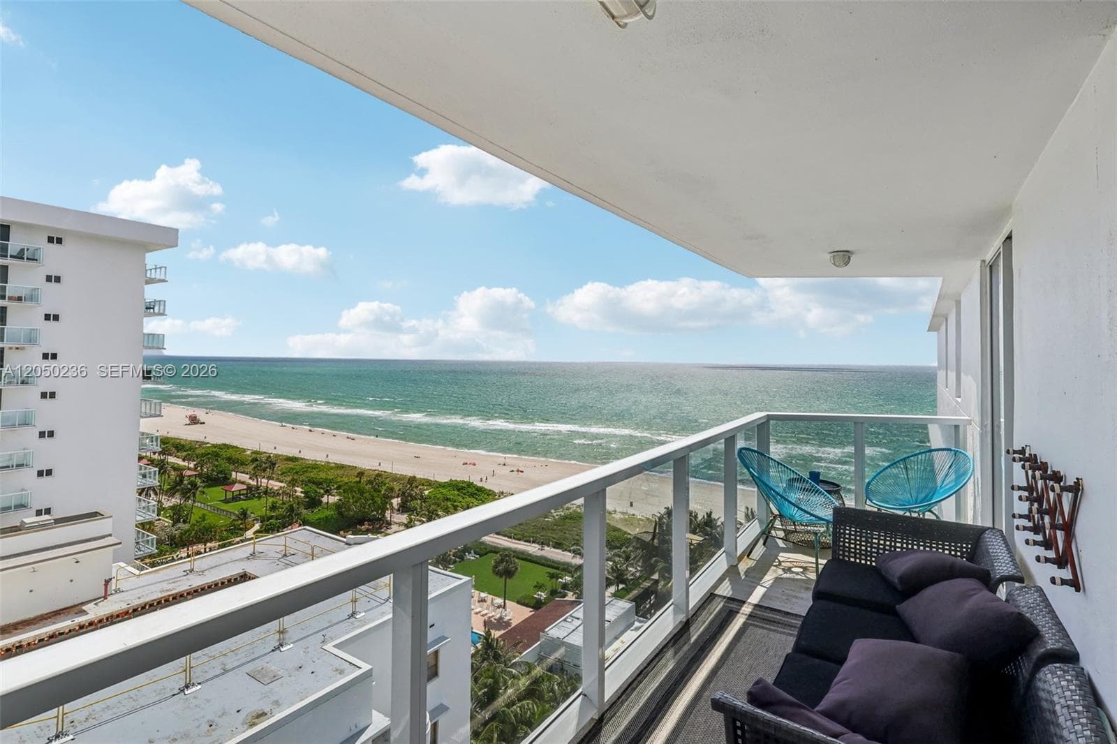 2401 Collins Ave 1612 photo 3